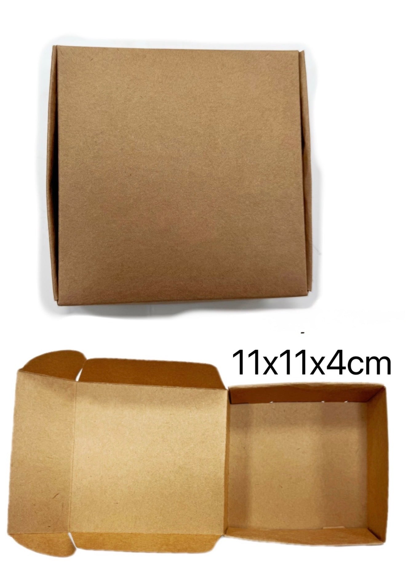 Scatola con coperchio dim. 11x11x4 disponibile in marrone confezione da 12pz